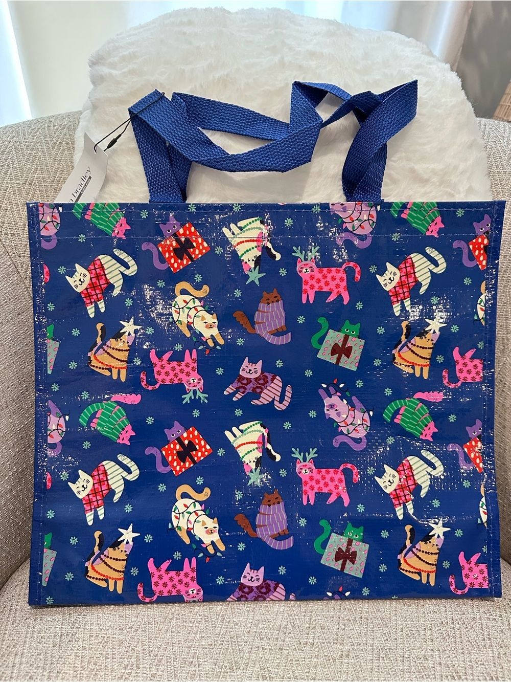 Vera Bradley 3 Gift Totes: Toasty Teddies, Catnip Christmas, Venetian Paisley - Picture 6 of 13